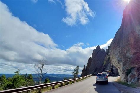 South Dakota tunnel! Needles Eye Tunnel narrow one-lane road?! What's ...