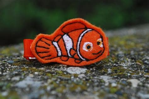 Items similar to Finding Nemo - Nemo Hair clip on Etsy