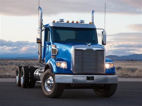 Freightliner Truck Dealerships across the United States | Velocity Truck Centers