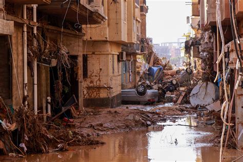 Libya flooding: Over 10,000 missing and 2,000 feared dead in Libya after Storm Daniel | The ...