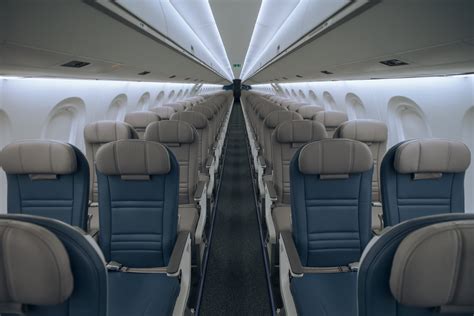 Porter Airlines receives first two Embraer E195-E2s | AirInsight