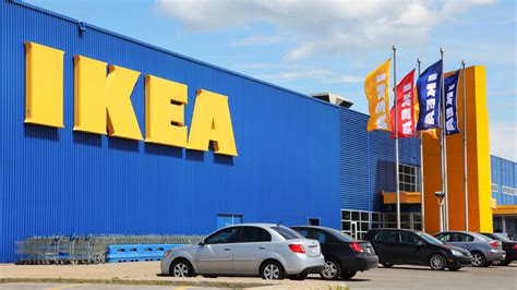 16 Popular IKEA Food Court Menu Items Ranked