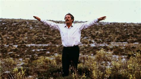 ‎The Beekeeper (1986) directed by Theo Angelopoulos • Reviews, film + cast • Letterboxd