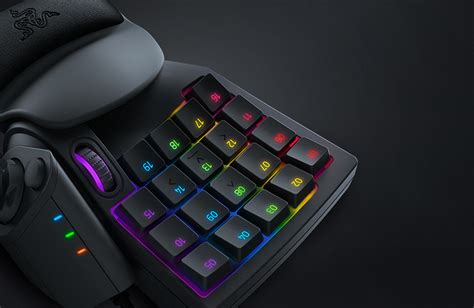 Chroma Gaming Keypad - Razer Tartarus V2