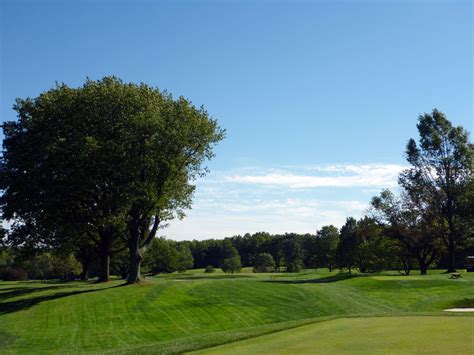 Plainfield Country Club (Edison, New Jersey) | GolfCourseGurus