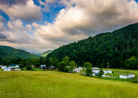 Warmest and Coldest January in Randolph County, West Virginia History | Stacker