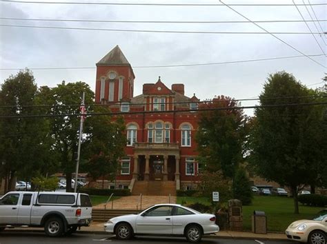 Fayette County Courthouse | Fayetteville, WV | Lisa Strader | Flickr