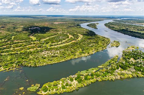 Zambezi River · Zimbabwe · African Safaris