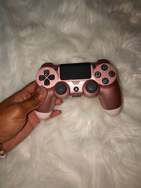 Rose Gold PS4 Controller | Ps4 controller, Dualshock, Playstation 4