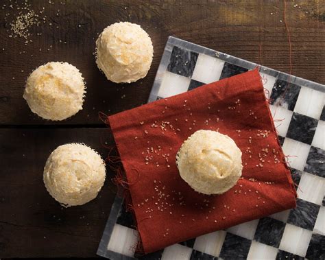 Sticky Toffee Pudding Cupcakes - Indiaphile