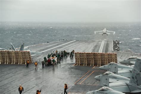 USS Gerald Ford Flight Deck Now Certified; Can Conduct Carrier ...