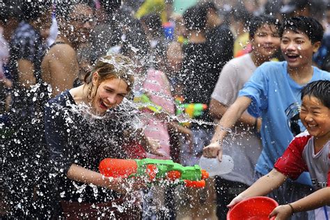 What is Myanmar Water Festival or Thingyan? – Discovery Blog