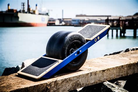 Shredding Around Town On The Onewheel Self-Balancing Electric Skateboard