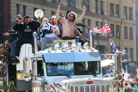 Patriots parade 2019: Best photos, highlights from Super Bowl ...