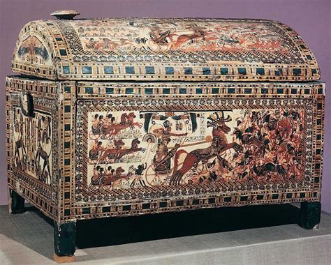 The History Of Wooden Chests And Storage Boxes » Scaramanga