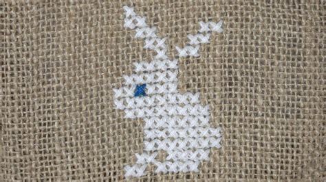 Hand Embroidery : Cross Stitch Embroidery Design on Jute Mat - YouTube