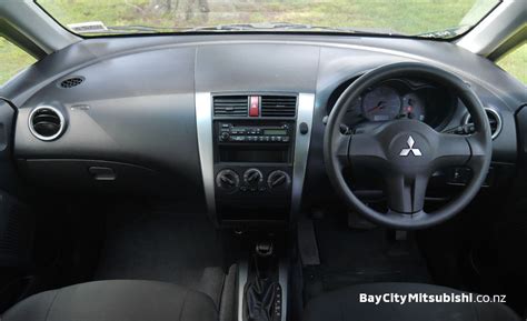 2011 Mitsubishi Colt - Bay City Mitsubishi