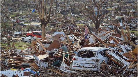 The 10 deadliest US tornadoes on record