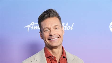 ‘American Idol’ Fans Swarm Ryan Seacrest After He Drops Update