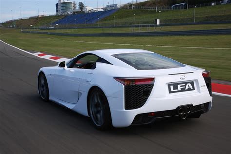 Lexus LFA supercar 4.8 V10 first drive Review | Autocar