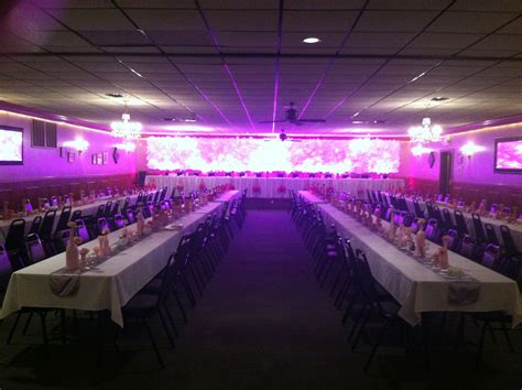 Banquet style table set up at Whipp's Dining Hall | Table style, Table set up, Dining hall
