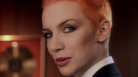 Eurythmics celebrate 40 years of breakthrough album ‘Sweet Dreams (Are Made Of This)’ - RETROPOP