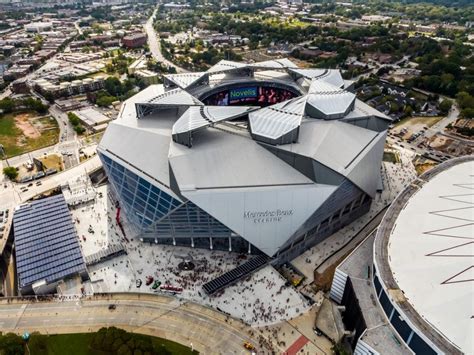 Super Bowl LIII – Field Advisor : le Mercedes-Benz Stadium des Atlanta ...