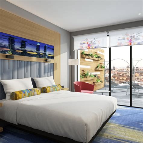 Aloft Madrid Gran Via – Hotel Review | Condé Nast Traveler