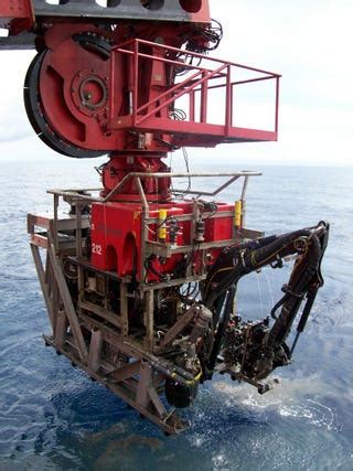 Giant Robots Are the Future of Underwater Mining