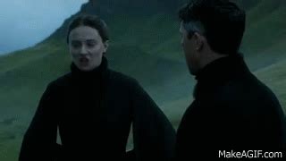 Sansa Stark arrives at Moat Cailin (503) - HD on Make a GIF