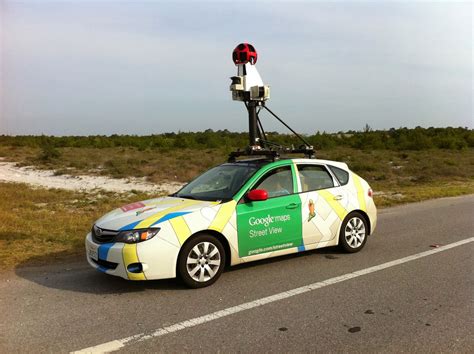 Carro do Google maps contra uma Mercedes Benz | Zx Tech