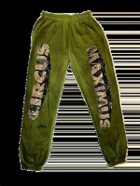 Travis Scott Merch Utopia Circus Maximus Tour Green Pants | WHAT’S ON THE STAR?