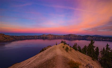 Experienced the most amazing sunrise at Crater Lake National Park [5184x3149][OC] : r/NationalPark