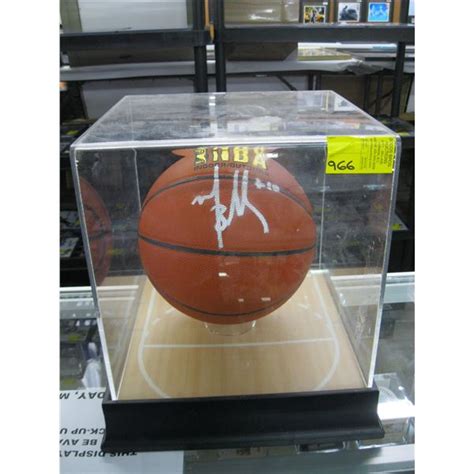 MIKE BIBBY SIGNED BASKETBALL