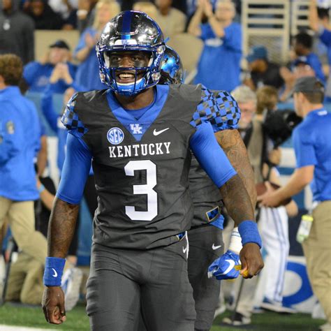 Kentucky Wildcats Football Uniforms