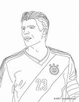 Football Players Coloring Pages sketch template