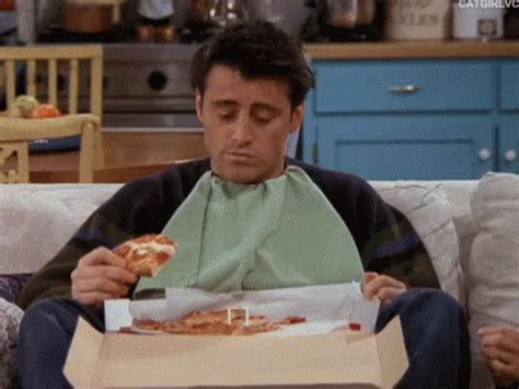 Joey Knows Whats Up GIF - Joey Friends Pizza - Discover & Share GIFs