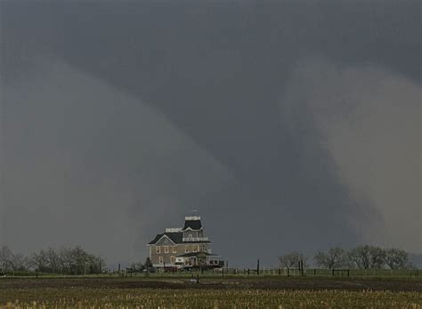 Raw Video via Gizmodo: Massive twin tornadoes touch down simultaneously ...