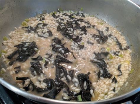 Black Trumpet Mushroom Risotto – Jackie's Eats & Treats