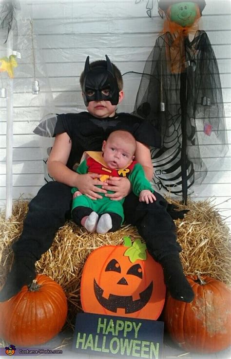 Batman and Robin Costumes | Creative DIY Costumes