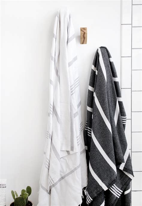 DIY Wood Towel Hooks - The Merrythought