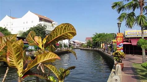 Malacca, A morning walk along the Malacca Riverside, 2 Mar 20 - YouTube