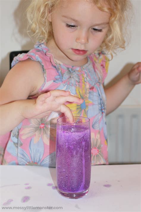 DIY Lava Lamp Science Experiment - Messy Little Monster