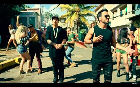 Luis Fonsi - "Despacito" ft. Daddy Yankee | Hip-Hop Mundo