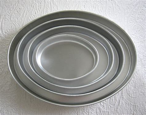 Wilton Oval Cake Pan Set 4 Tier Oval Cake Pan Set 4 Pc. Oval