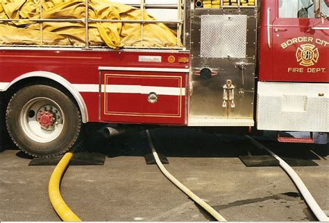 Hose Ramp - Rubber Curb - Rubber Curb Ramps-trafficsafetywarehouse.com