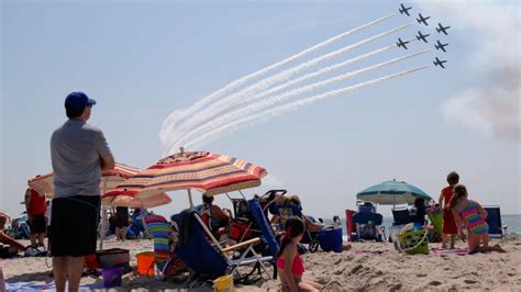 Look up! Planes Launch for Jones Beach Air Show – NBC New York