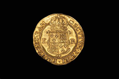Medieval Gold Pound Coin of Queen Elizabeth I - 1594 at 1stdibs