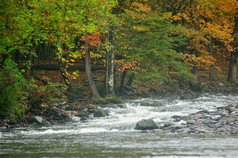 Jennifer Stiles Photography: Fall Rafting Down the Delaware River