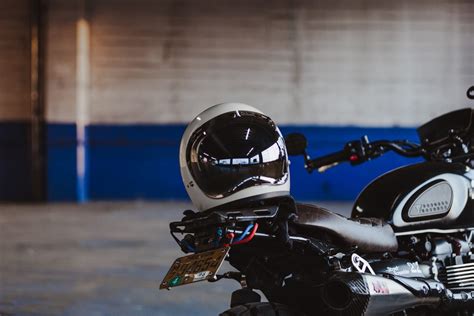 Ultimate Guide to Motorcycle Helmets: Types, Features, Styles & Prices